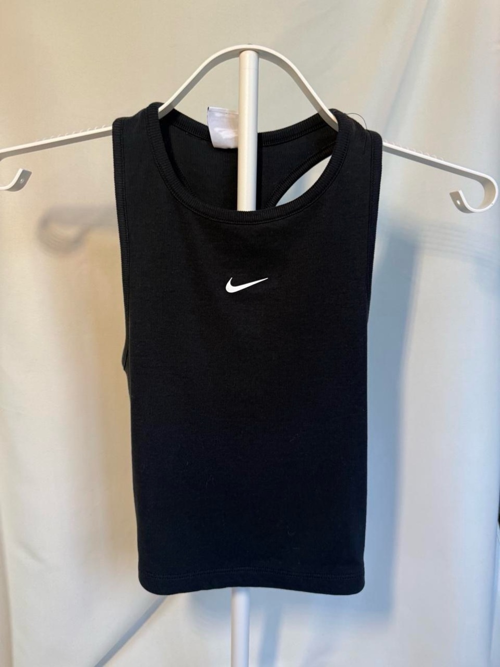 ★ Nike Black Ribbed Cropped Tank Top ★